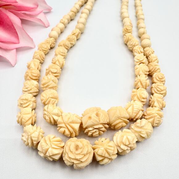 Vintage Cream Floral Carved Bone Bead Graduated Double Strand Necklace Gothic - Picture 1 of 14